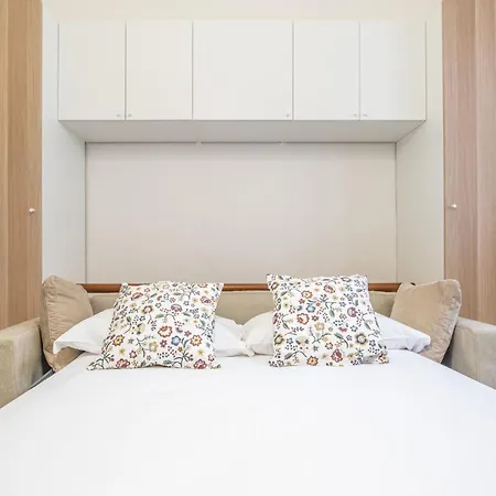 Guesthost - Porta Romana Tiny דירה